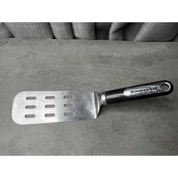 Kitchen Aid Restaurant Commercial Use Large Metal Slotted Lifter Turner Grill - Picture 1 of 9